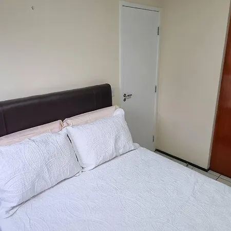 Apartamento Bee, Um Apartamento Novo, Aconchegante E Funcional! *